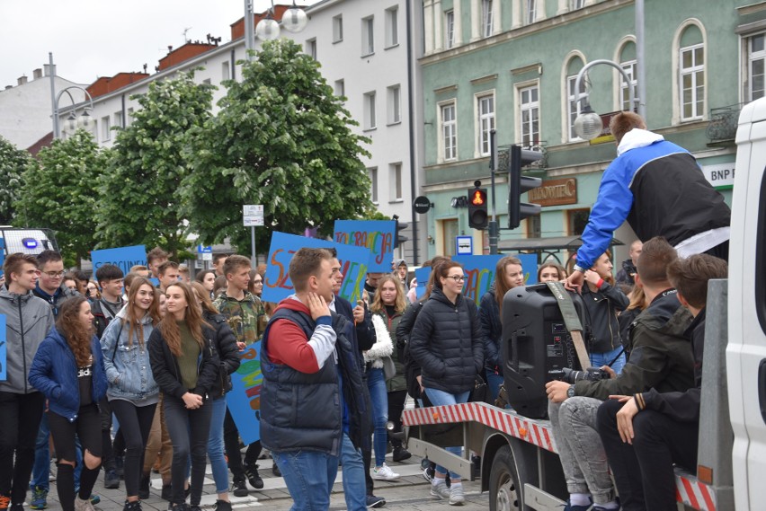 "Bezpieczna Częstochowa": Akcja przeciwko mowie nienawiści w internecie nowa edycja akcji ZDJĘCIA