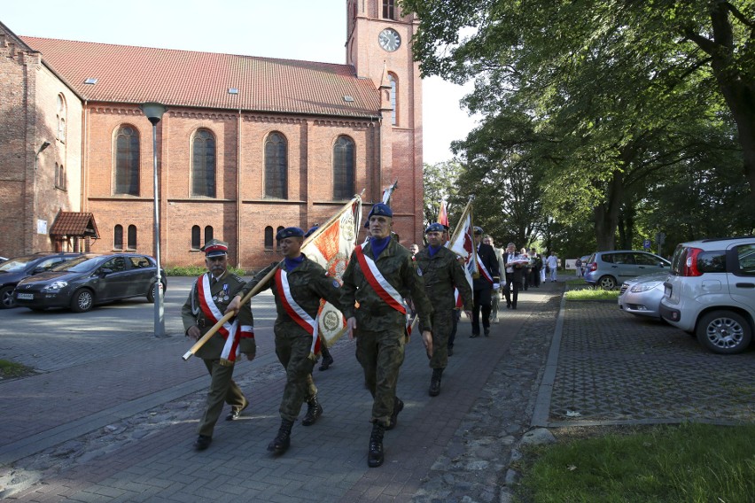 Spotkanie przed Krzyżem Wołyńskim w Słupsku.