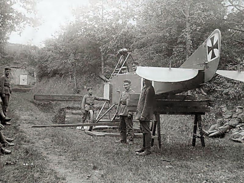 Niemieccy piloci szkolili się w Koszalinie. Unikalne fotografie 