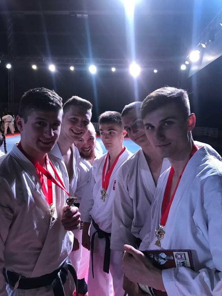 Sześć medali niepołomickich karatektów w Belgradzie