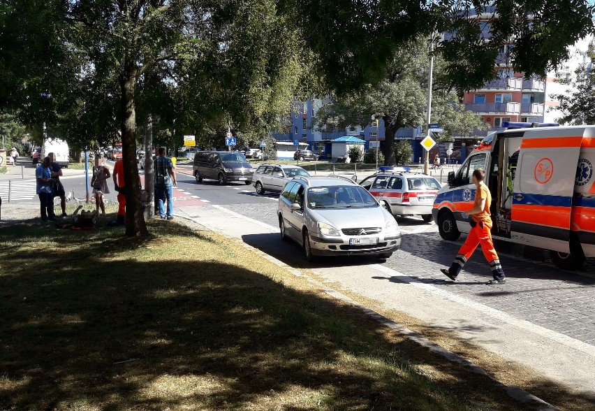 Rowerzystka potrącona na Kamiennej. Trafiła do szpitala