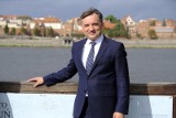 Zbigniew Ziobro zachęca, aby Polacy poszli na referendum. "Zablokujmy przyjmowanie nielegalnych imigrantów". Wymowne wideo
