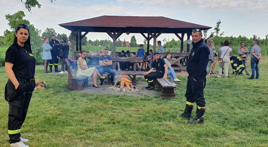 Druhowie z Ochotniczej Straży Pożarnej w Sędziejowicach zorganizowali wspaniałe atrakcje dla dzieci. Zobaczcie zdjęcia