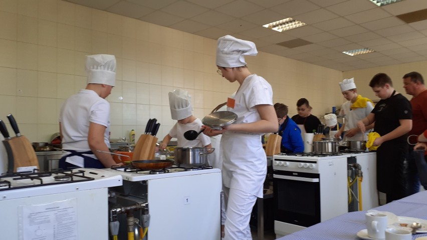 Uczniowie z brzezińskiej "Dwójki" w czołówce konkursu kulinarnego