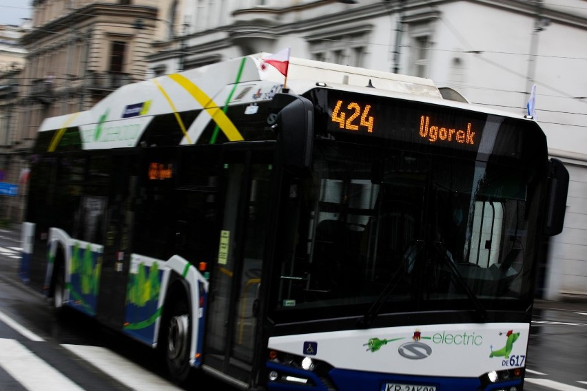 Kraków. Miejskie autobusy będą kursowały częściej, zmiany na czternastu liniach