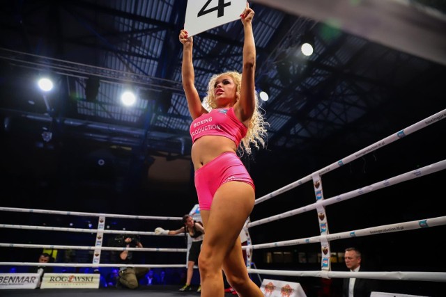To jedna z ring girls podczas wrześniowego eventu Chorten Boxing Show w Białymstoku