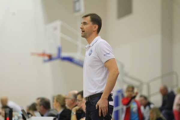 Przemysław Szurek, trener Biofarmu Basketu