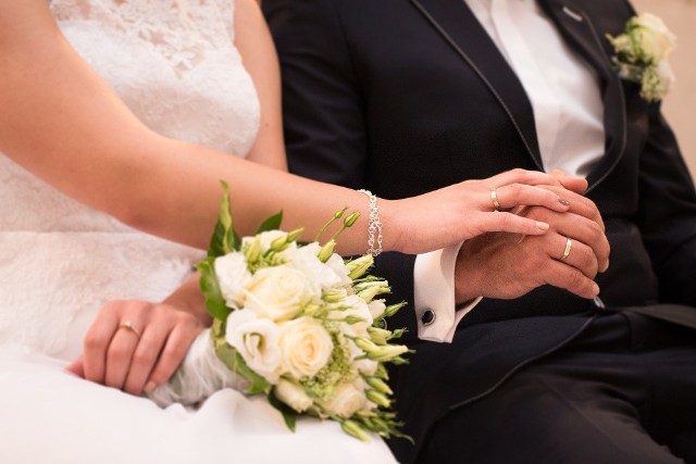 Siódmy sezon "Ślubu od pierwszego wejrzenia" rozpoczął się 1 marca 2022 roku. Wśród nowożeńców 27-letni Kamil z Włocławka. Na ślubnym kobiercu stanął z 29-letnią Agnieszką. Para młoda wyjechała do Krynicy Morskiej w podróż poślubną
