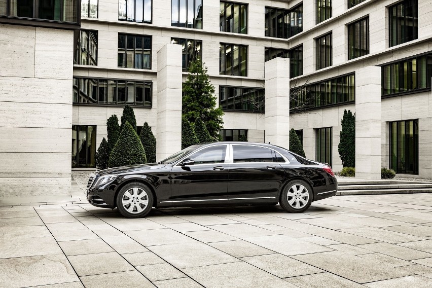 Mercedes-Maybach S600 Guard jest pierwszym cywilnym...