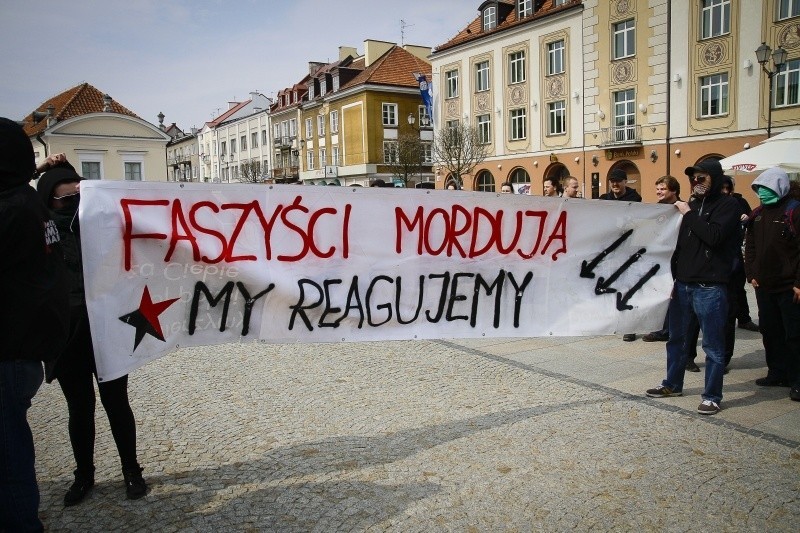 Manifestacja przeciw faszyzmowi w centrum miasta [FOTO]