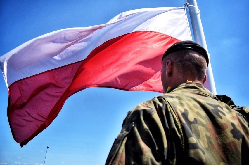 Wojsko Polskie wróciło do Białej Podlaskiej. Na byłym lotnisku będzie służyć do 2500 żołnierzy