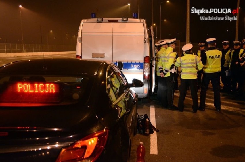 Polscy i czescy policjanci kontrolowali kierowców przed...