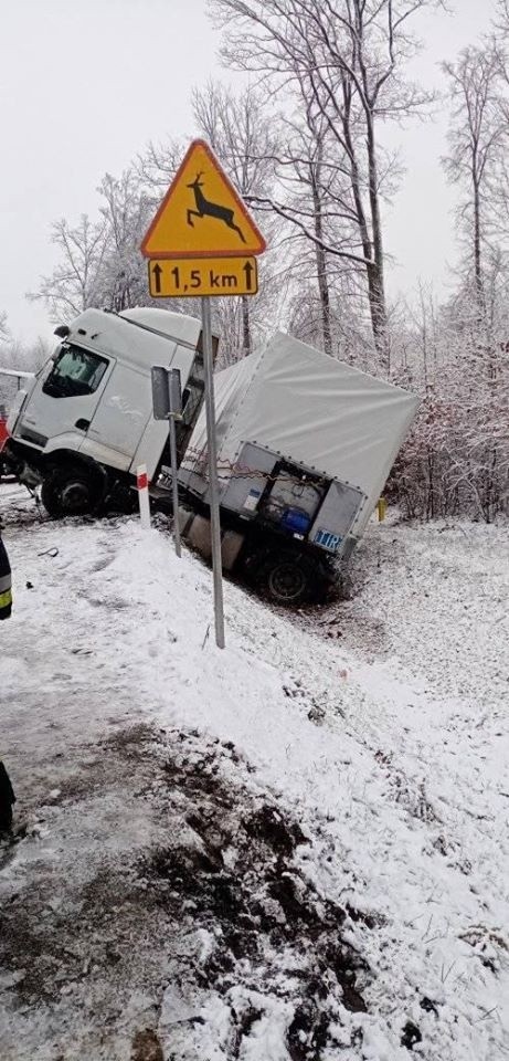 Zderzenie ciężarówki z audi, kierowca tira jechał za szybko (nowe zdjęcia, szczegóły)