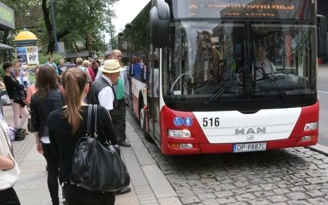Na ulice Opola wyjedzie mniej autobusów.