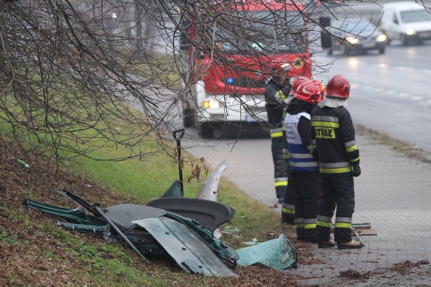 Wypadek na DTŚ zakończył się tragiczną śmiercią 24-latka....