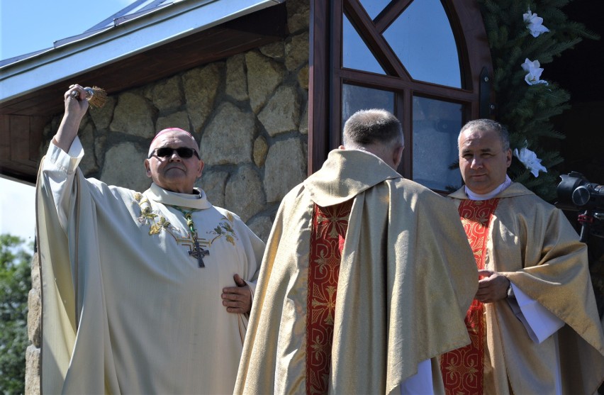 Proszowice. Jubileusz półwiecza kapłaństwa ks. bp Piotra Skuchy