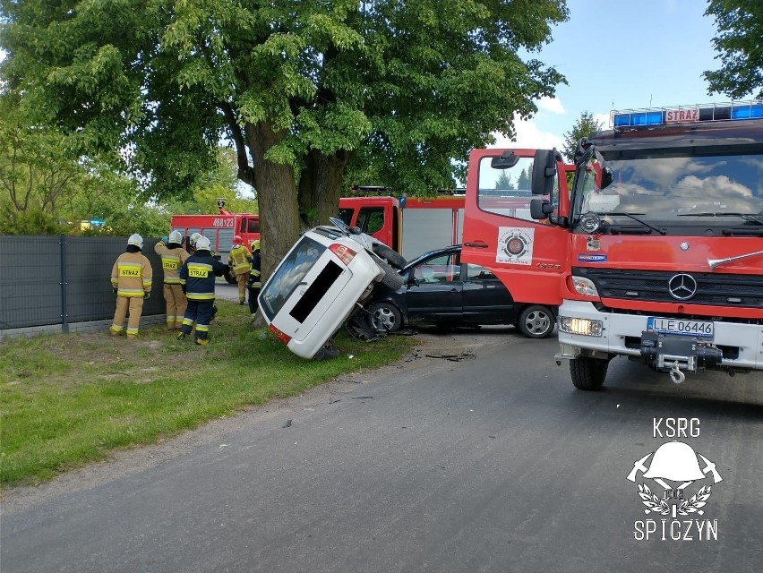 Łęczna. Dzień Dziecka w szpitalu. Kobieta zignorowała znak "STOP" i spowodowała wypadek. Na miejscu interweniował helikopter