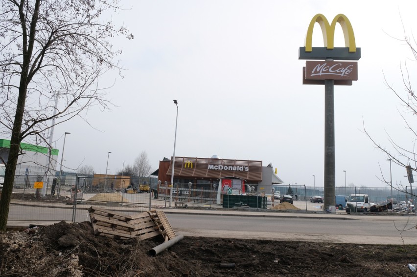 McDonald's przy Bytomsiej w Piekarach, otwarcie - wiosną...