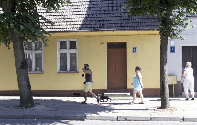 Przy ul. kard. Stefana Wyszyńskiego w Ustce są budynki z tabliczkami ze starą nazwą tej ulicy: Bohaterów Stalingradu.