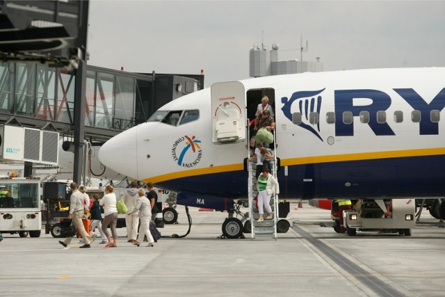 Ryanair będzie latał z Wrocławia do Warszawy od marca 2014