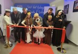Uroczyste otwarcie Zagłębiowskiego Centrum Wolontariatu w Czeladzi. Był taniec ognia i Bal Wszystkich Świętych 