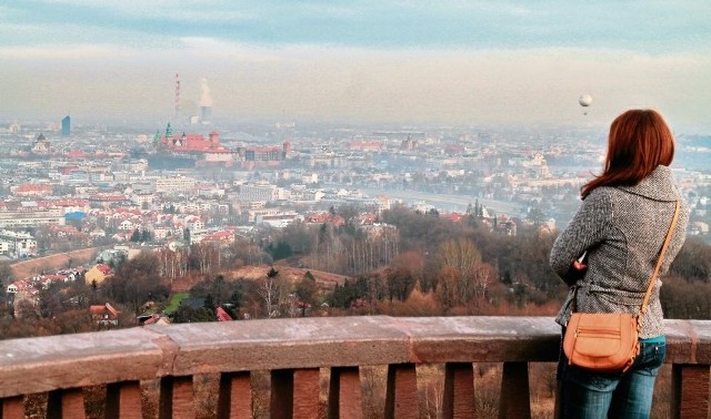 Czy w dni, kiedy smog jest najbardziej uciążliwy, będziemy rzadziej korzystać z samochodów?