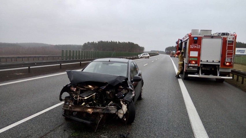 Brzeźno Wielkie: wypadek z udziałem trzech samochodów osobowych 14.01.2022 Jedna osoba poszkodowana, utrudnienia w ruchu w kierunku Torunia