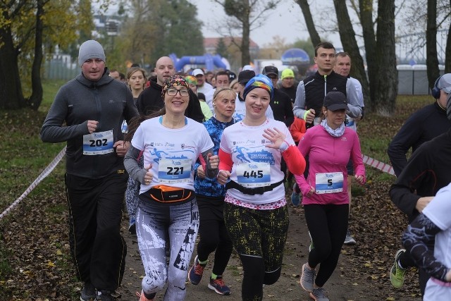 Za nami III edycja Toruńskich Biegów Wolności 2019/2020 organizowanych przez Stowarzyszenie Run To Run.  Zawodnicy rywalizowali na dwóch dystansach: sztafeta 4 x 5km i 5 km. Każdy uczestnik otrzymał pamiątkowy medal, medale z poszczególnych edycji wspólnie utworzą panoramę Torunia. W trzeciej edycji na krążku widnieje wizerunek Stefana Łaszewskiego, czyli pierwszego wojewody pomorskiego II RP.ZDJĘCIA Z TORUŃSKICH BIEGÓW WOLNOŚCI >>>