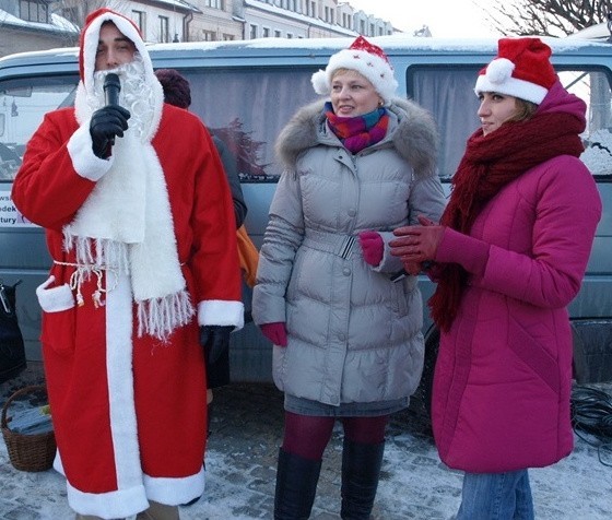 Mikołaj na rynku w Opatowie