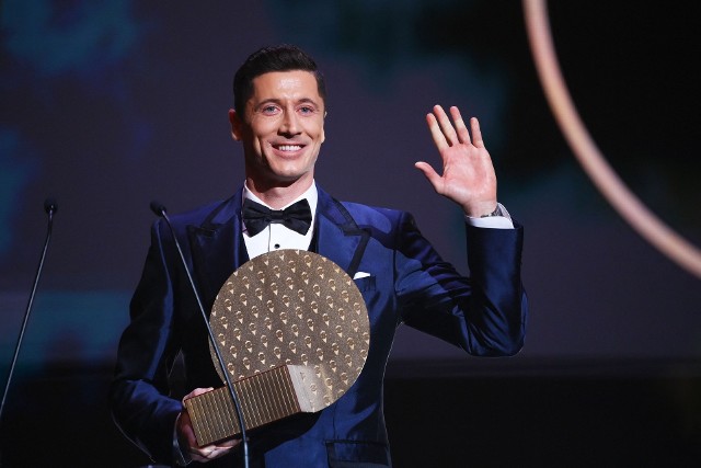 Lewandowski otrzymał w poniedziałek nagrodę dla najlepszego napastnika świata