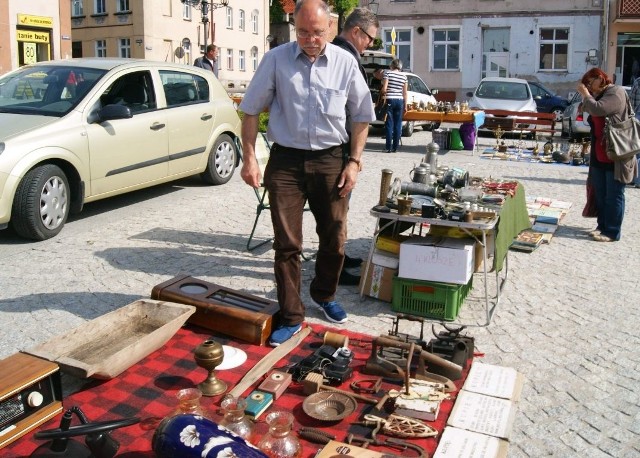 W Nowem na pchlim targu mieszkańcy najbardziej poszukiwali oryginalnych elementów do wyposażenia wnętrz
