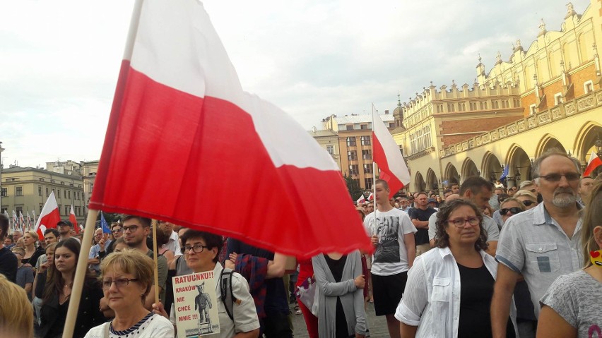 24 lipca 2017. Protest w obronie niezależności sądów na...