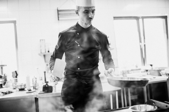 Pomysł na zorganizowanie charytatywnego  wydarzenia  kulinarnego, w głowie Roberta Pawlika, szefa kuchni Hotelu Mały Rzym  w Sandomierzu zrodził się już dawno.