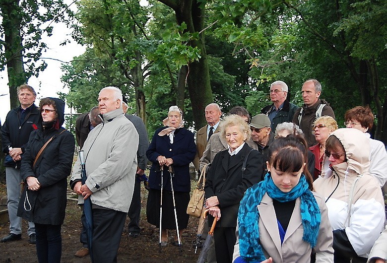 Michałki. Ocalony od zapomnienia cmetarz ewangelicki 