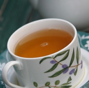 Od długości parzenia zależy działanie herbaty