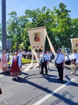 Boże Ciało 2023 w parafii świętego Stanisława Biskupa i Męczennika w Rzgowie. Zobaczcie zdjęcia