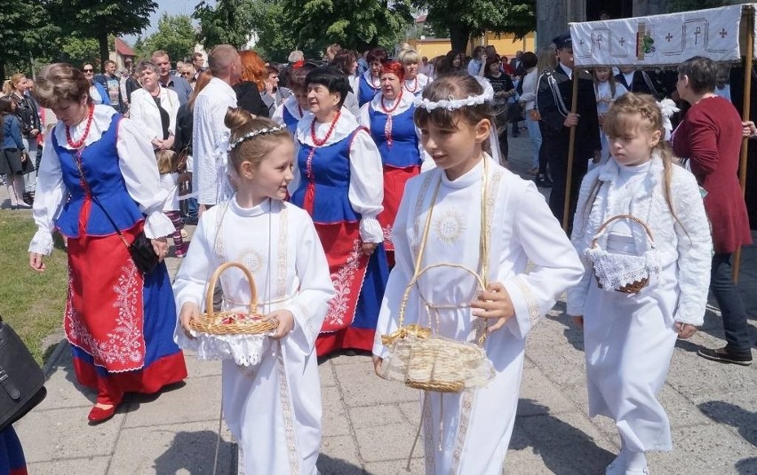 Setki wiernych z Inowrocławia i okolic uczestniczyły w...