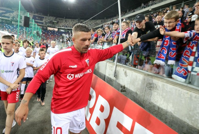 Lukas Podolski strzelił zwycięskiego gola dla Górnika Zabrze w meczu z Ruchem Chorzów.Zobacz kolejne zdjęcia. Przesuwaj zdjęcia w prawo - naciśnij strzałkę lub przycisk NASTĘPNE