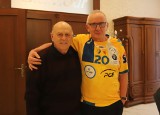 Grzegorz Lato w Kielcach spotkał się z Mirosławem Malinowskim. Przekazał koszulkę i obejrzał mecz Ligi Mistrzów między Industrią i Barcą