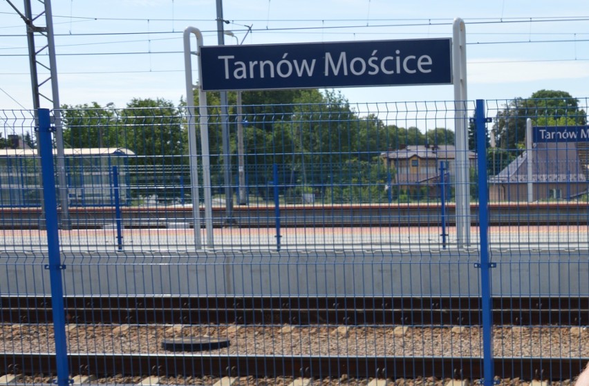 Dramatyczna akcja na torach kolejowych w Tarnowie-Mościcach
