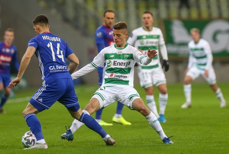 Lechia pokonała mistrza! Paixao z pudłem i golem