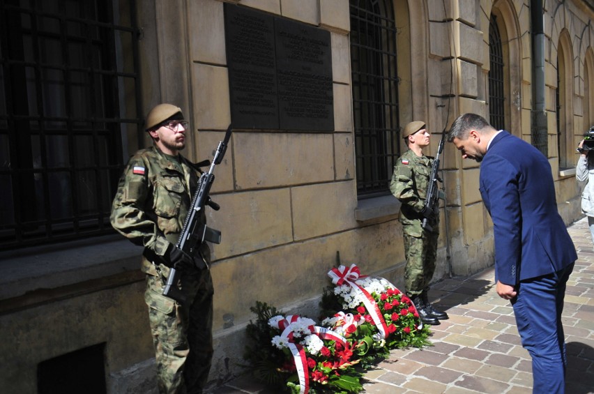 Kraków. Uroczyste obchody rocznicy wydania wyroków w pokazowym procesie krakowskim [ZDJĘCIA]