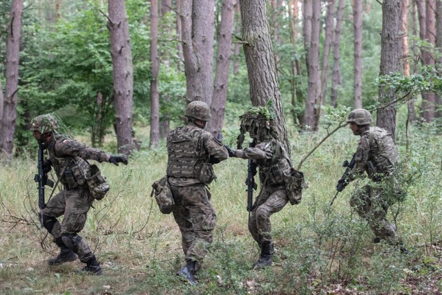 W ostatnich dniach – od 13 do 15 sierpnia – w całej Polsce, pod hasłem „Weekend z wojskiem”, odbywały się pikniki wojskowe