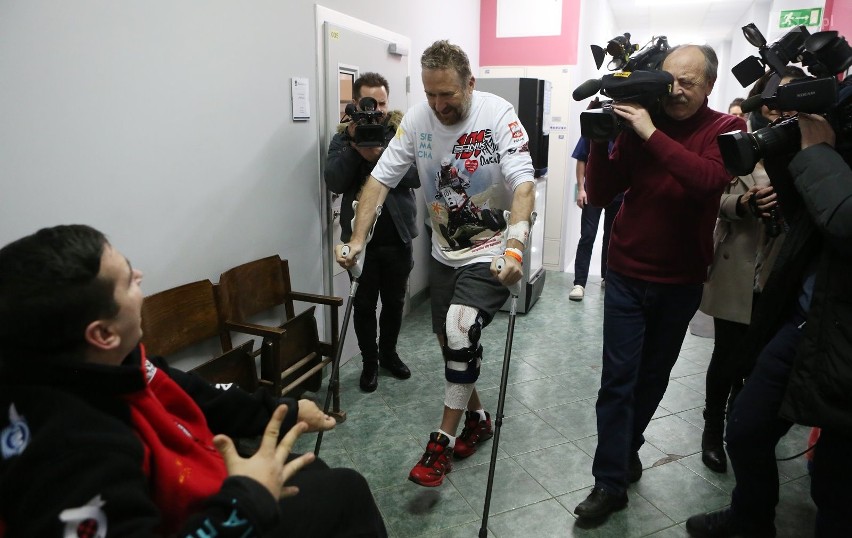 Rafał Sonik, były zwycięzca rajdu Dakar, po operacji. "Jestem szczęśliwy, że trafiłem do Szczecina" [WIDEO, ZDJĘCIA]
