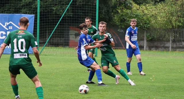 Orlęta Kielce pokonały 9:0 Wisłę Sandomierz w 5 kolejce RSActive 4 ligi. Więcej na kolejnych zdjęciach