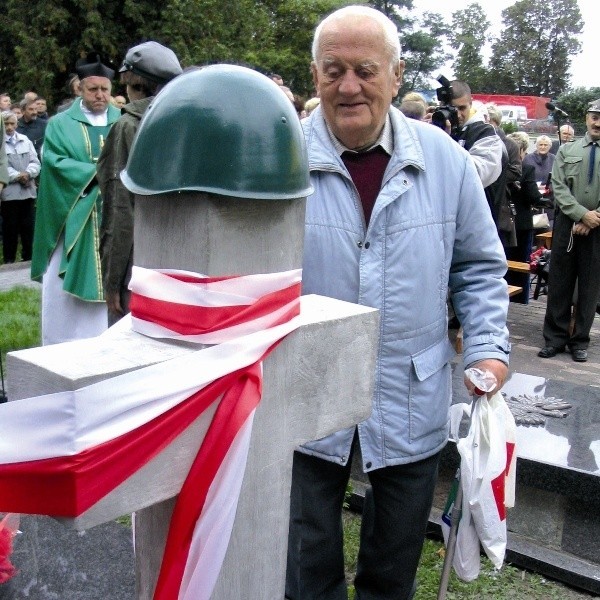 Jan Radkiewicz twierdzi, że mordu dokonała bojówka KPZB. IPN, że najprawdopodobniej był to mord rabunkowy, choć nie wyklucza też motywów politycznych