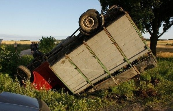 Lublin przeszedł dachowanie, trzy osoby ranne