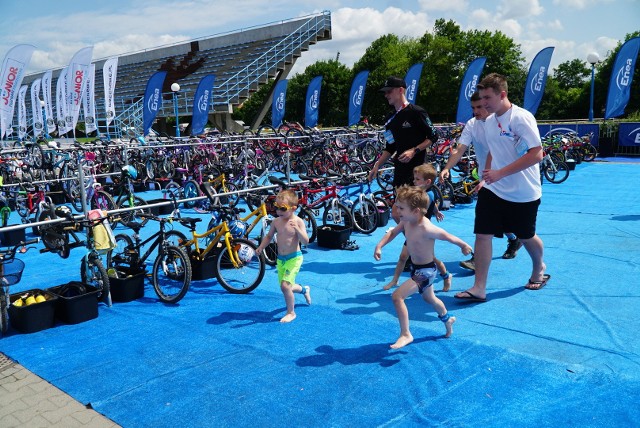 Celem zawodów Enea Junior Poznań Triathlon jest nie tylko pojedynek "małych ludzi z żelaza", to także rozpowszechnianie sportu, jako formy spędzania wolnego czasu oraz popularyzacja multisportu w Polsce. Dla wielu zawodników był to pierwszy start w triathlonie i aquathlonie. Więcej zdjęć --->