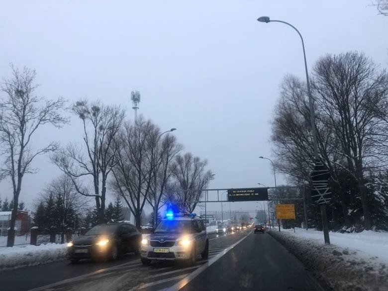 Obława za poszukiwanym. Policja kontrolowała kierowców...