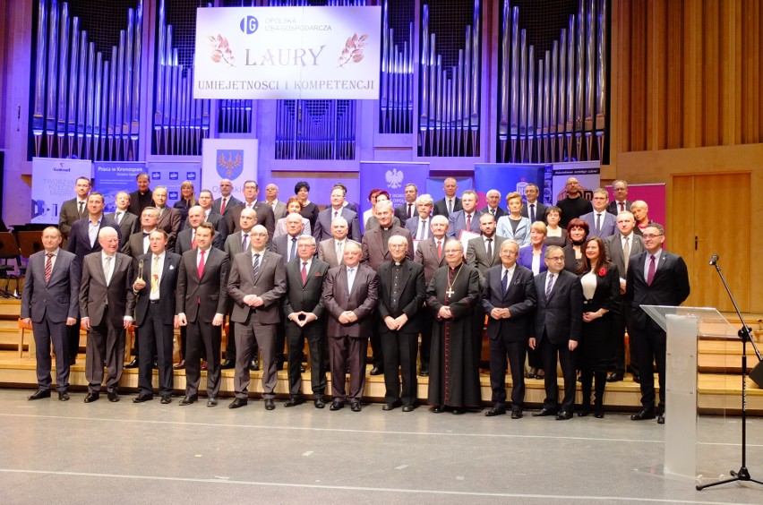 Gala Laurów Umiejętności i Kompetencji 2016 w Filharmonii...